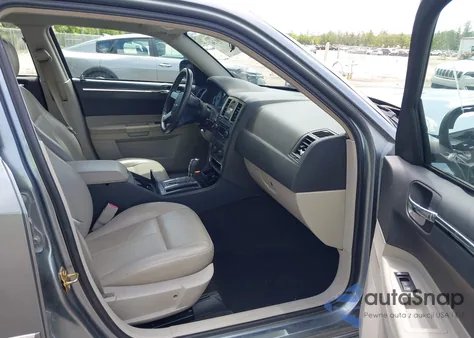 2006 Chrysler 300 Touring из США, поврежденный, VIN 2C3KA53G56H529612